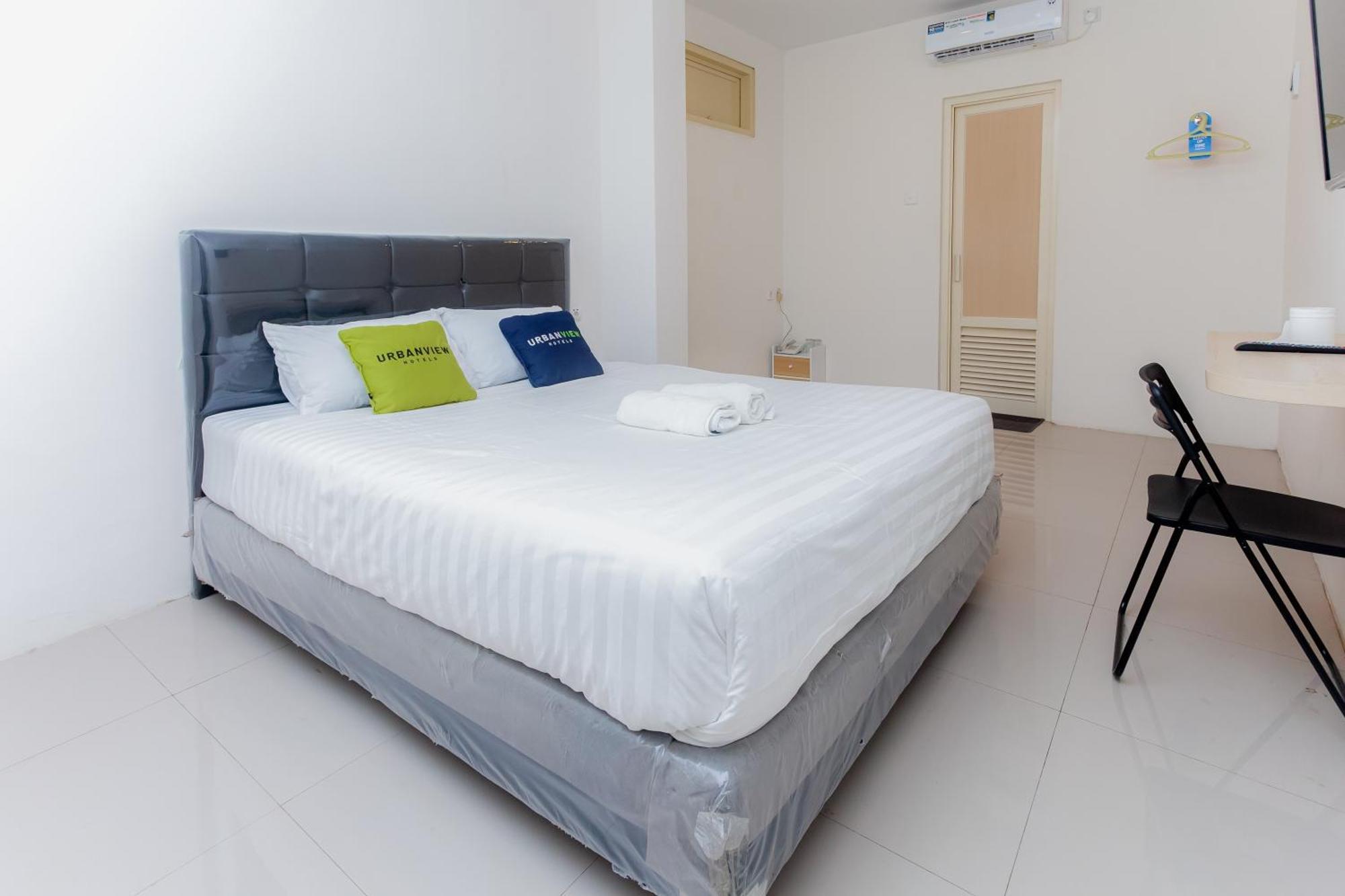 Urbanview Hotel Priority Samarinda By Reddoorz Exterior photo
